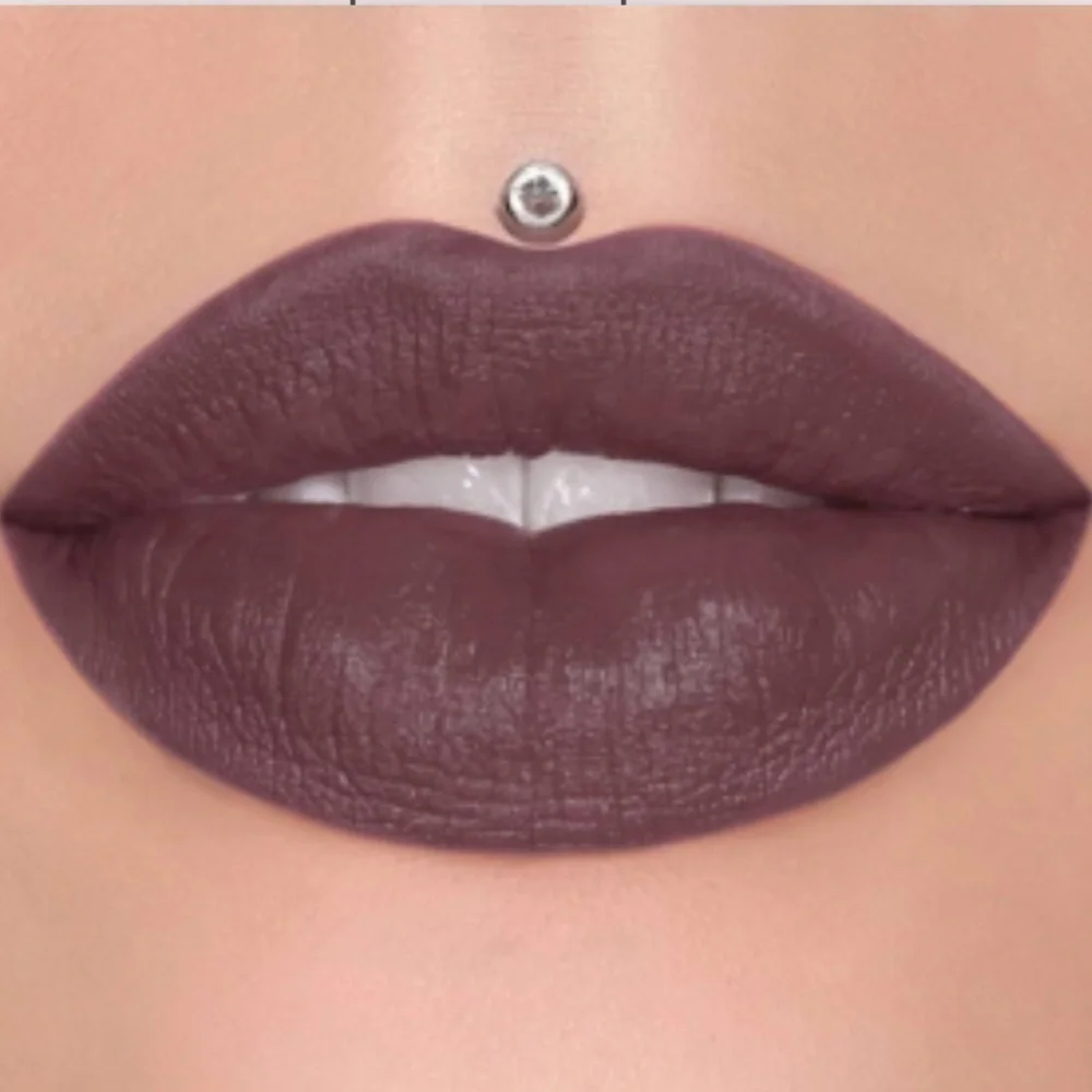 Jeffree Star Cosmetics Velvet Trap Mouse Trap new in box lipstick neutral color